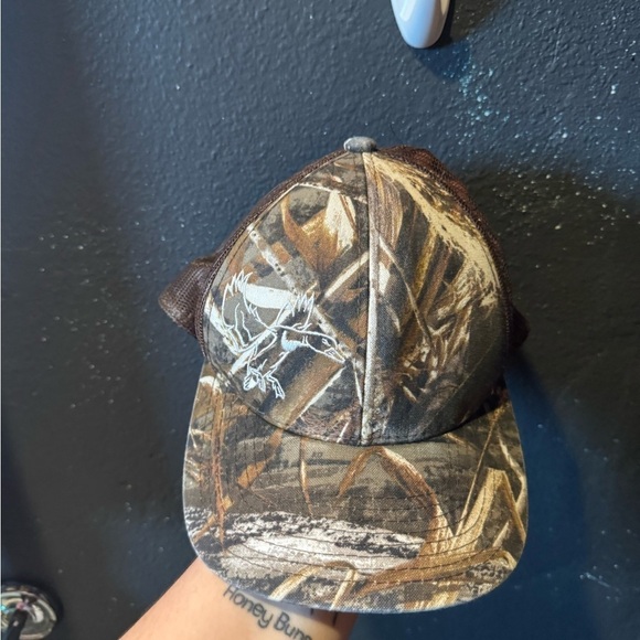 outdoor cap Company Other - Trophy Tracker By Outdoor Cap Camouflage Baseball Cap